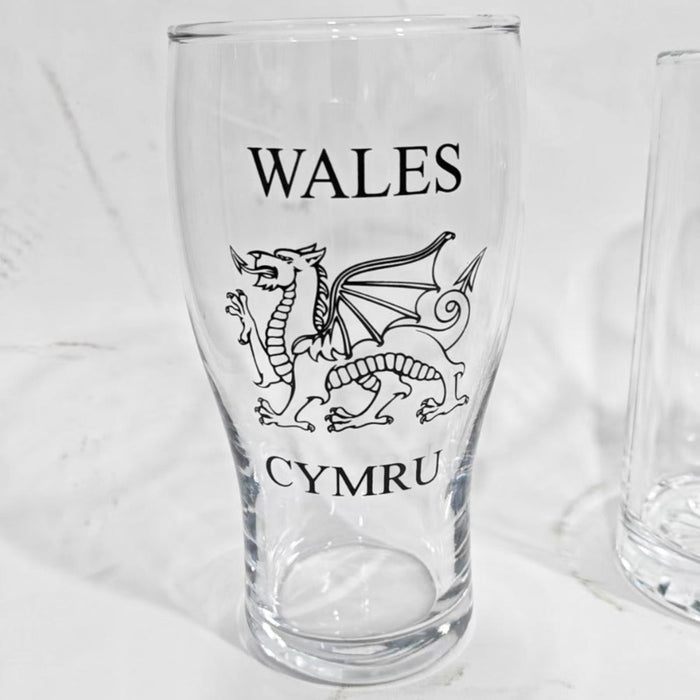 Wales Dragon Cymru Pint Glass